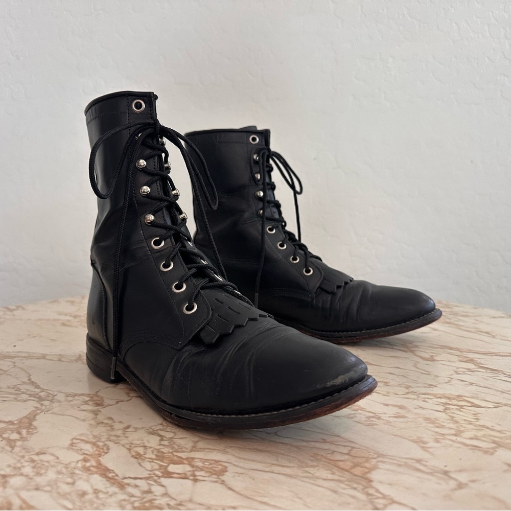 size 8 B Vintage Justin Black Lace-Up Leather western/riding/granny style Boots